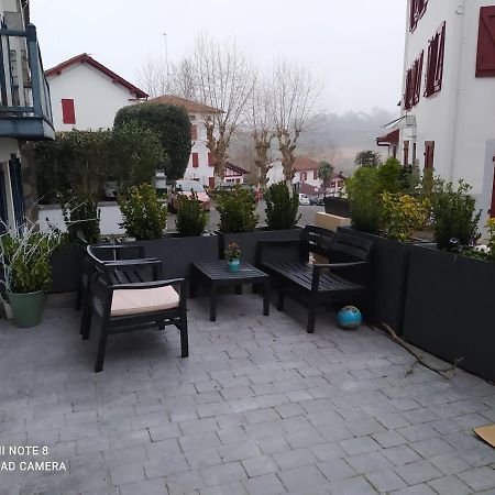 Appartement Rez De Chaussee 2 Chambres Avec Terrasse Cambo-les-Bains Eksteriør billede